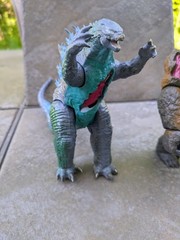 Lot of 2 Playmates Monsterverse Godzilla VS Kong Battle Damage 6″ ToHo Figures