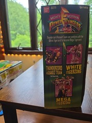 Mighty Morphin Power Rangers White Tigerzord And The White Ranger New In Box