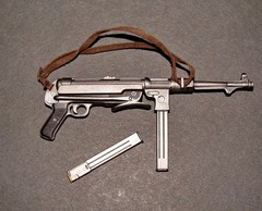 1/6 Scale Dragon WWII German MP40 Submachine Gun for 12″ Action Figures Type B