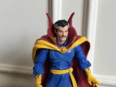 Marvel Legends Dr Doctor Strange Figure Classic Comic Walmart NOT COMPLETE