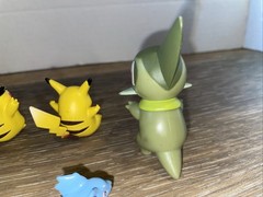 Pokemon Bundle Lot X 10 Figures Pikachu
