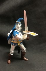 Papo ~ Two Hands Sword man Blue ~ The Knights ~ 39370 ~ OEJ