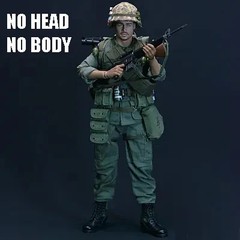 1/6 Scale 1968 Vietnam War US Marine Corps In Hue Acc Set – MINT IN BOX