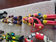 Mega Man / MegaMan NT Warrior Figure Lot – Loose Action Figures with Accessories