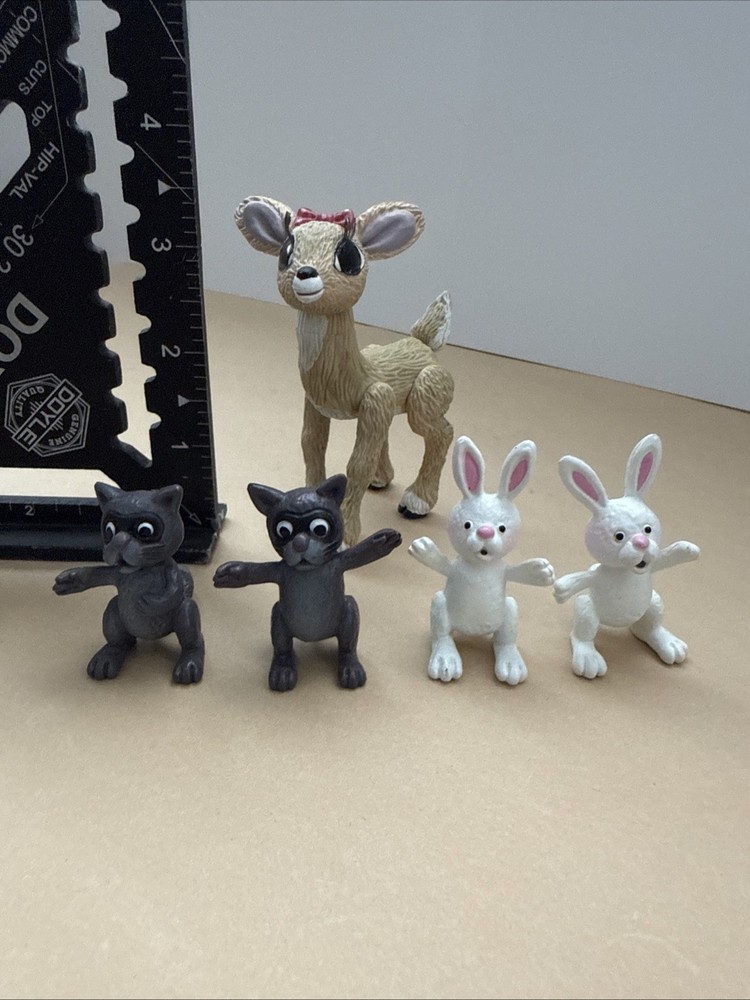 Playing Mantis Series 1 Rudolph Red Nosed Reindeer Clarice + Animals – Complete