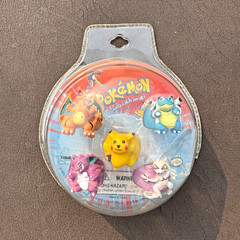 Nintendo Pokémon Mini Figure Rings Charizard Pikachu Blastoise Mewtwo Nidoking