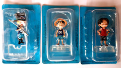 Lot of 3 Figures One Piece Portuguese D. Ace/Monkey D. Rufy/Sabo (Kids) 42-48-69