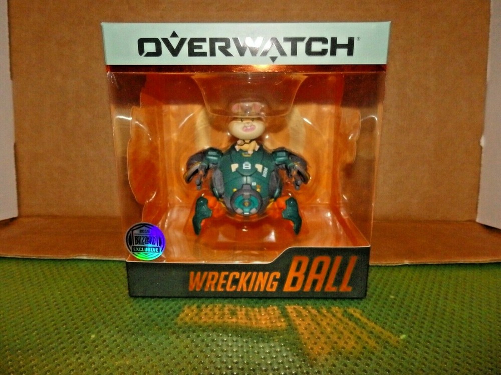 NIP Wrecking Ball Overwatch Exclusive Cute But Deadly Hamster Figure Hammond