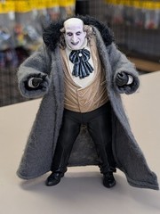 McFarlane DC Multiverse Batman Returns The Penguin Deluxe Theatrical 7″ Figure