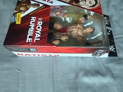 WWE Elite Royal Rumble Batista new im box defender case