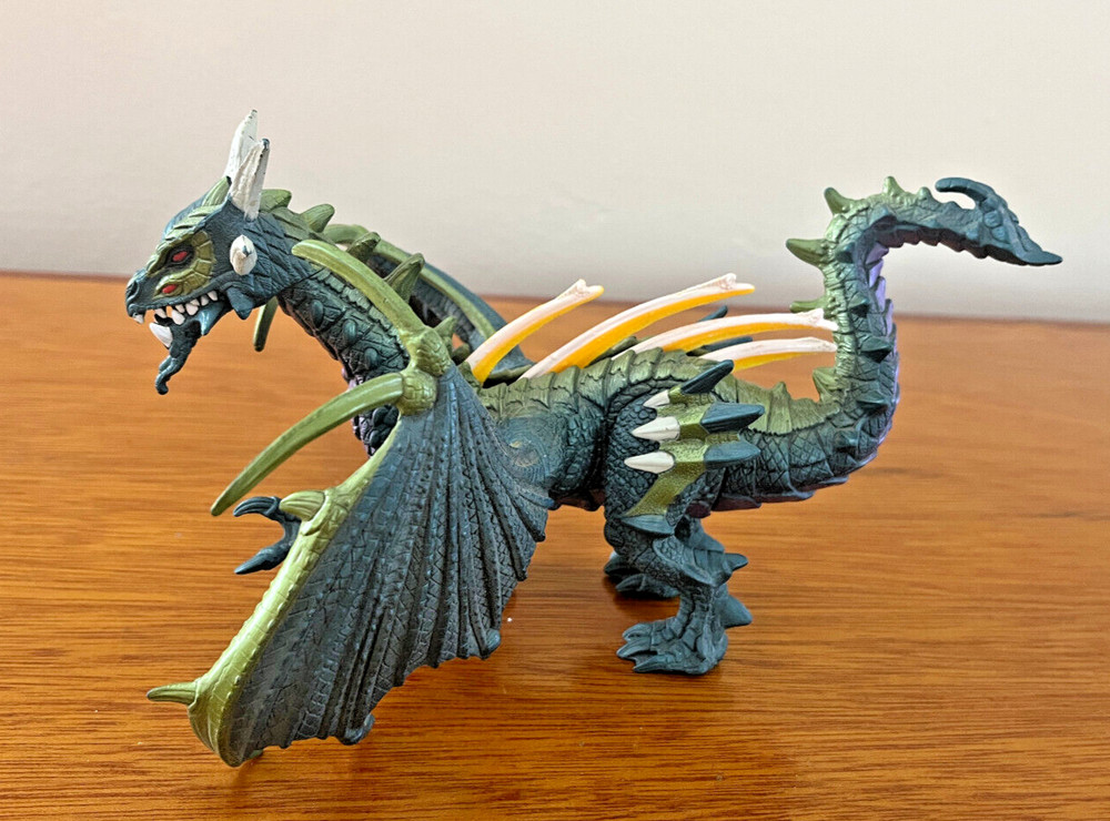 1995 VINTAGE KENNER HASBRO DRAGONHEART RAZORTHORN DRAGON FIGURE
