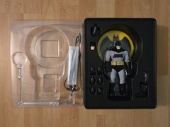 Mezco Toyz One: 12 Collective The Dark Knight Returns Black And Gray Figure