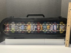 Tech Deck • Wall Display Carry Case & Lot of 20 Fingerboard Skateboards