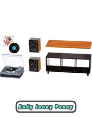 MGA’s Miniverse Real Music Record Player Collectibles Mini Playable Beethoven