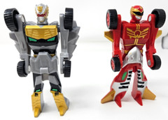2 Power Rangers Megaforce Robo Knight & Red Ranger Morphin Vehicle Zord Car!