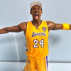 NBA Star Roar Kobe Figure Statue Commemorative Model Boxed 13in New