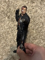 Terminator 2 Judgment Day T-800 Figure Battle Damaged Neca or McFarlane