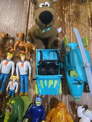 Huge Scooby-Doo Toy & Collectible Lot Mystery Inc. Bundled Set Of Toys/Vehicles!