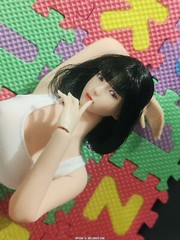 US 1:6 Pale Skin Medium Breast Female Makeup Seamless Figure Body With detail
