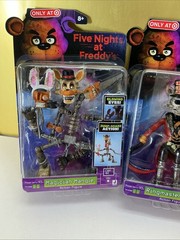 *NEW* Five Nights at Freddy’s Ringmaster Foxy/Magician Mangle Lot Of 2