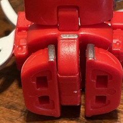 Transformers Botbots Handy Dandy Series 5 Wilderness Troop Swiss Army knife