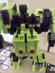 Transformers Studio Series 86 Constructicon Devastator Set 6 Figures