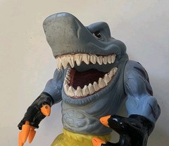 VINTAGE 1994 MATTEL STREET SHARKS BLADES ACTION FIGURE STREEX ROLLER TOY NICE