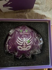 Abominable Toys – Purple Glow In The Dark Skeleton Chomp – Hot Topic Exclusive