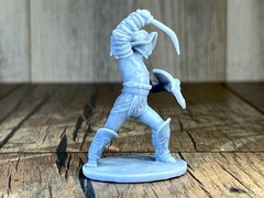 Warrior Art: Handcrafted Gladiator Resin Figurine 60mm Collectible Sculpture