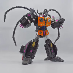 M Collection Deformable The Chaos Bringer Unicron Planet Eater 12″ Action Figure