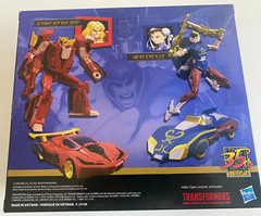 Transformers Collaborative Street Fighter II Mash-Up Hot Rod Ken vs. Arcee Ch…