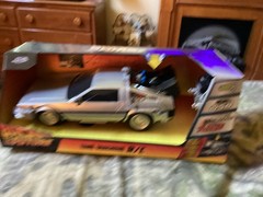 Hollywood Rides: Back to the Future DeLorean Time Machine RC (R/C) 1:16 Car 🆕