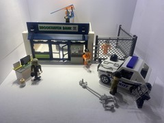 Roblox figures Toy Play set Police jailbreak Brookhaven Lot