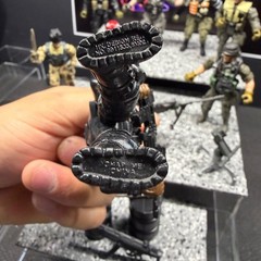 Chap-Mei Lot of 9 Soldiers with Tactical Weapons and Accessories Set