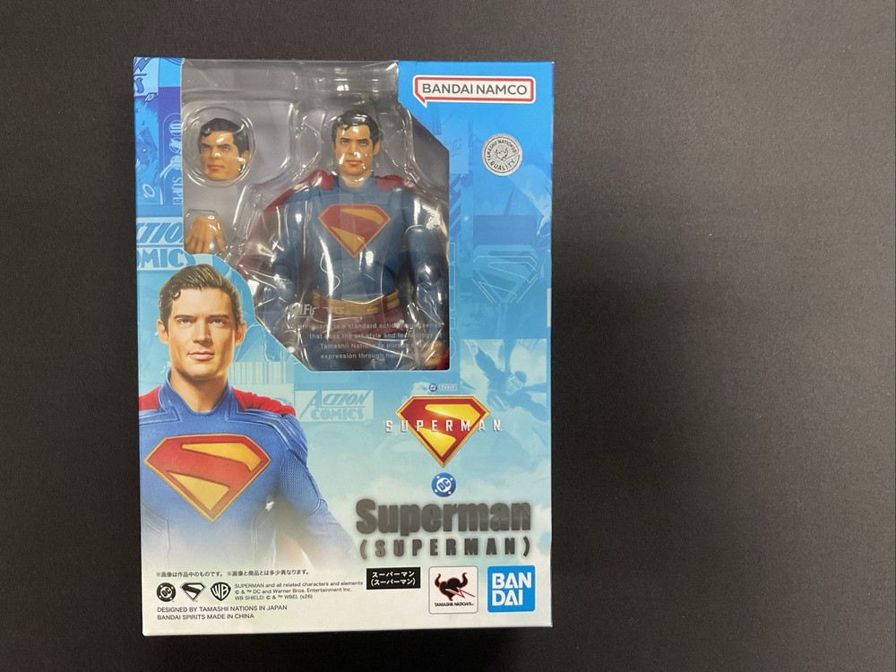 Superman (Superman) “Superman”, TAMASHII NATIONS S.H.Figuarts