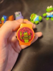 VINTAGE LOT OF 6 – Muppets Toys – Kermit Figures / Watch / Water Toy / Count Car