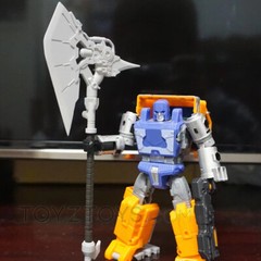 Orange translucent Axe for Siege / SS Series/ Voyager Deluxe TF OP Prime