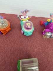 Vintage lot of 8 Warner Tiny toons functioning vehicles 2.5 inches long 1992