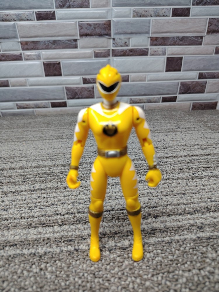 Mighty Morphin Power Ranger Figurine 5 1/2 Inches Bandai 2003