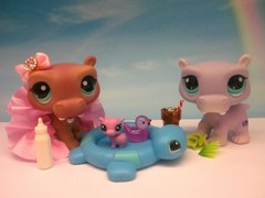 LITTLEST PET SHOP #986 1415 MOM DAD HIPPO & RARE TEENSIE BABY HIPPO FAMILY LOT