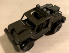 Unbranded Military Jeep Toy Looks Like GI Joe Vamp Cheetah NOT GI Joe Size/Scale