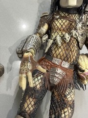 NECA Predator Hunter 2013 Comes As Shown