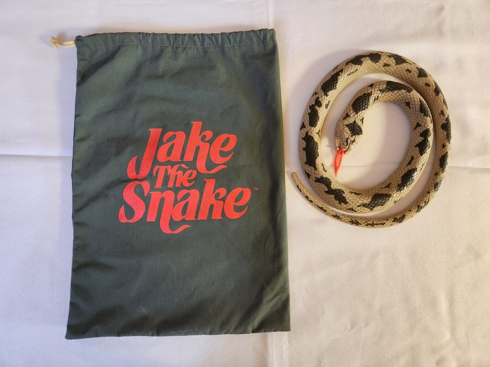 Jake the Snake Roberts Damien Snake with Bag WWF Hasbro 1991