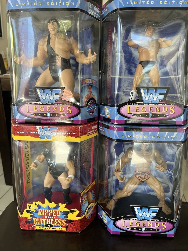 WWE WWF Jakks Pacific. 4 Figures; Andre The Giant. Stone Cold Steve Austin