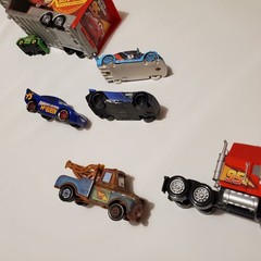 Diecast Disney Pixar Cars McQueen Mack Hauler Truck 95 Kids Toy Car Lot Set Film