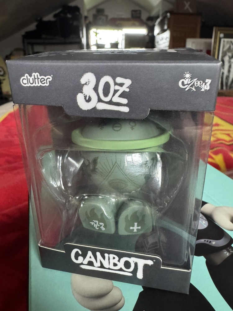 Canbot CZee13 Mr Kum Kum 3oz Kickstarter Series 1 Exclusive – GITD LE32