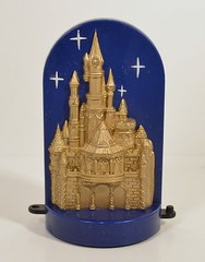 1999 Disney Sleeping Beauty Castle 4″ McDonald’s EUROPE Disneyland Paris Train