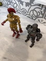 2011 Jakks Pacific Real Steel Atom and Midas With Punching Action Has Defects.
