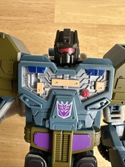 Transformers Generations Combiner Wars Voyager Class – Onslaught – Complete