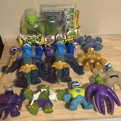 Moose Goo Jit Zu lot Of 10 One Sealed Rare Stretch Liquid Filled Figures